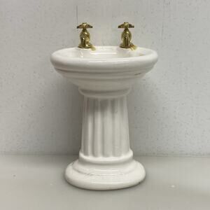 Vtg 1972 Dollhouse Miniature Reevesline White Porcelain Washbasin Sink
